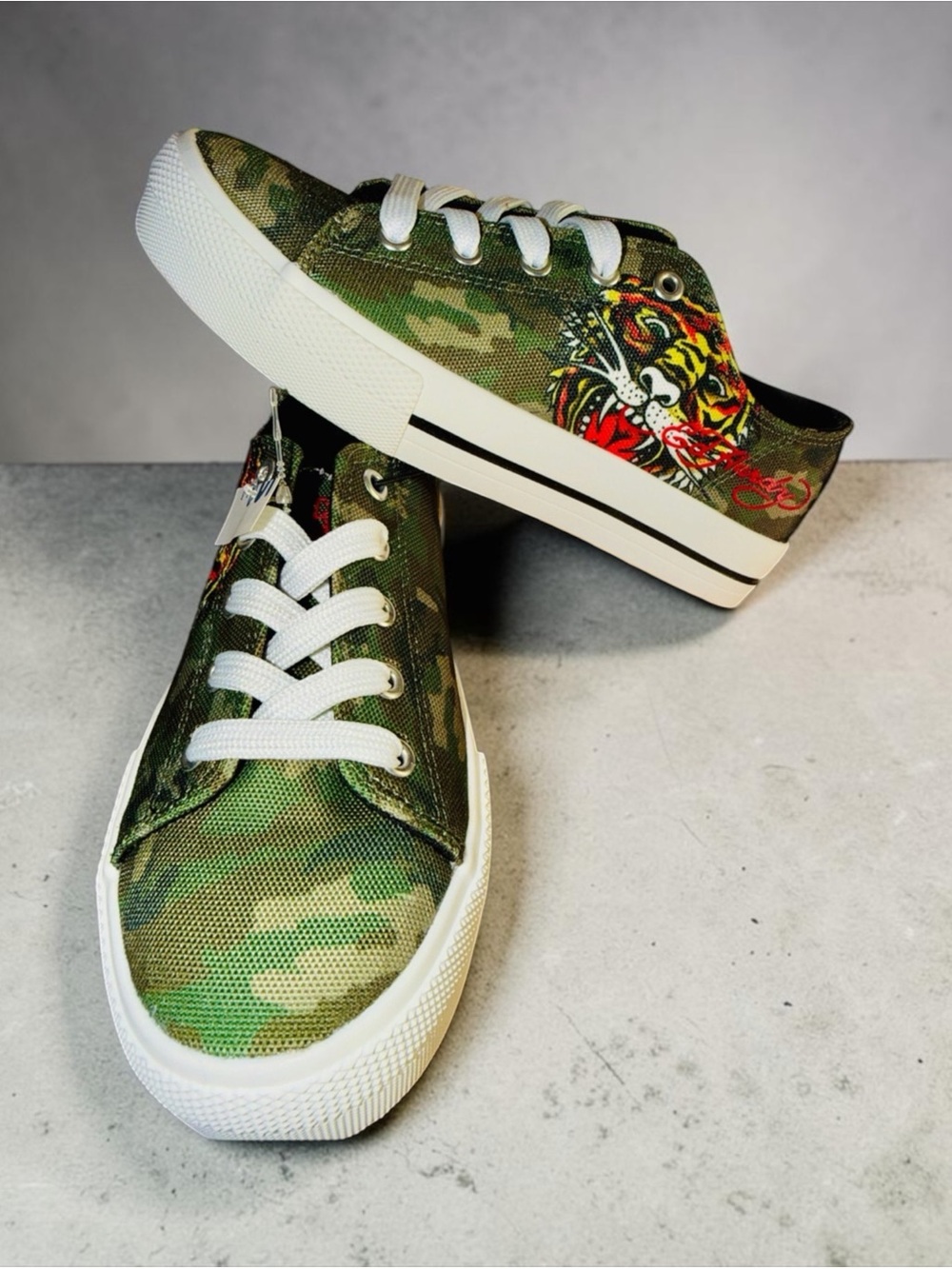 Ed Hardy Tiger Tattoo Canvas Low Top Sneakers US 4 EU 36 NWT Y2K